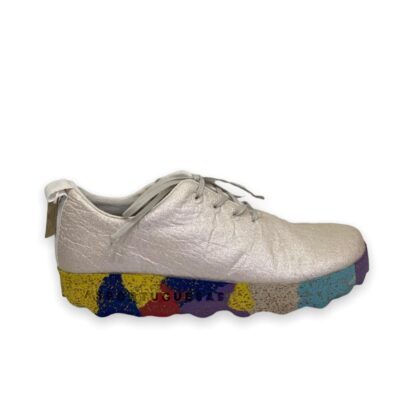 Asportuguesas γυναικεία sneakers σε λευκό χρώμα και πολύχρωμη σόλα