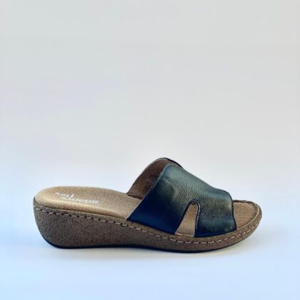 Adams Flex Δερμάτινα γυναικεία ανατομικά σανδάλια σε μαύρο χρώμα