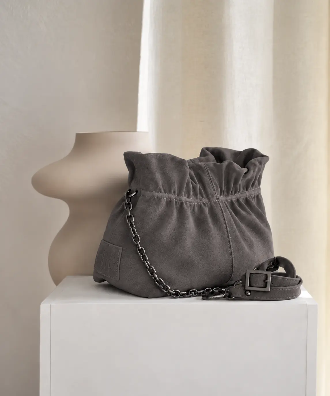 Bonendis Nefeli Pouch in Grey Suede γυναικεία δερμάτινη τσάντα ώμου σε γκρι χρώμα - Image 2