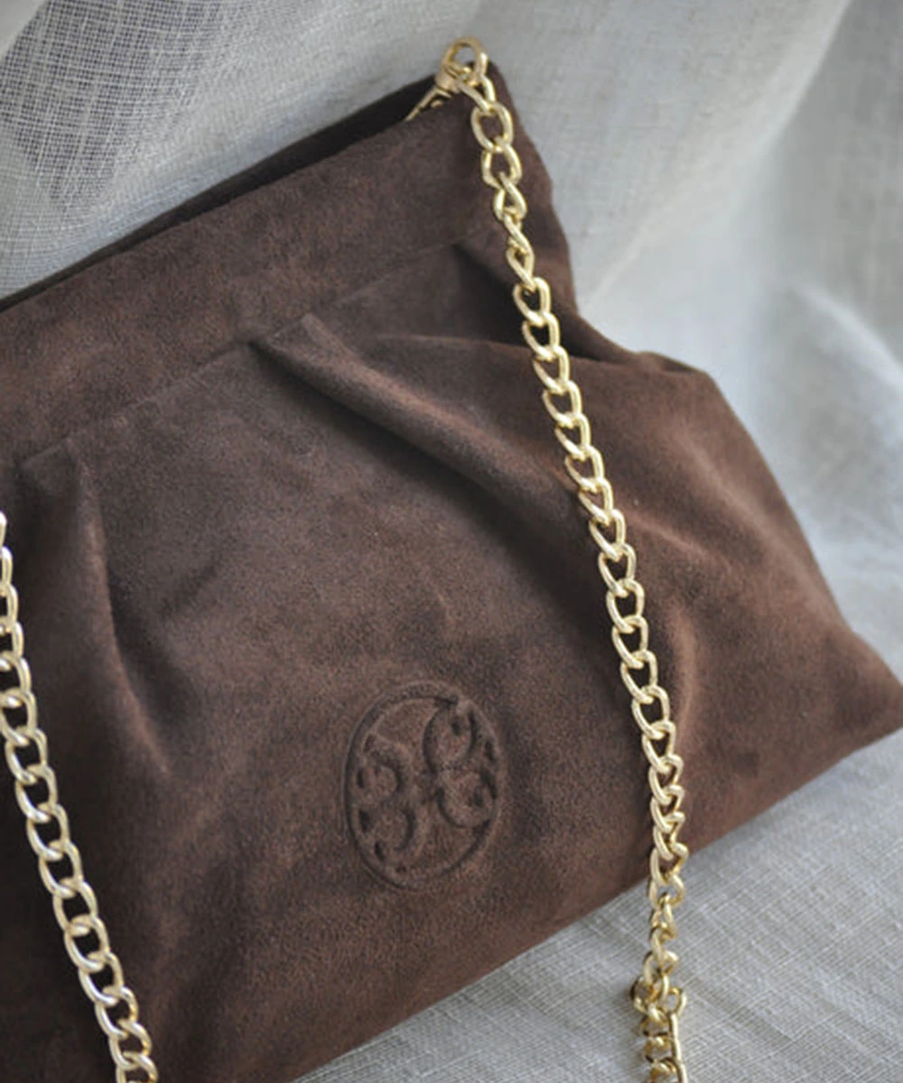 Bonendis Kiss Small in Choco Suede δερμάτινο γυναικείο τσαντάκι σε καφέ χρώμα - Image 3